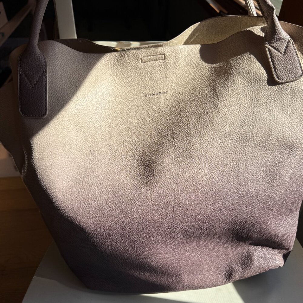 Pixie Mood Vegan Tote, Chic, Cruelty-Free & Nearly New!